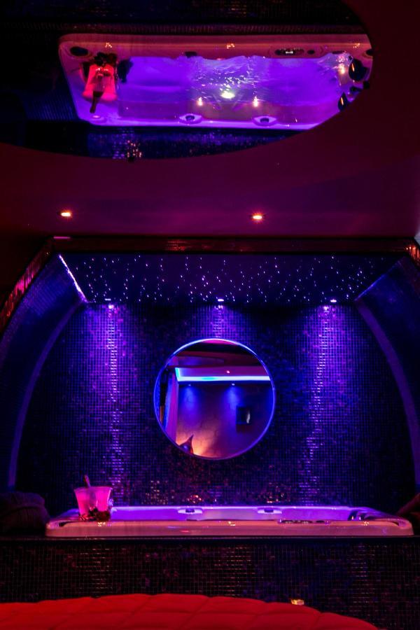 L'Insolite Spa Privatif "Suite Luxueuse-Jacuzzi" Toulouse Exterior foto